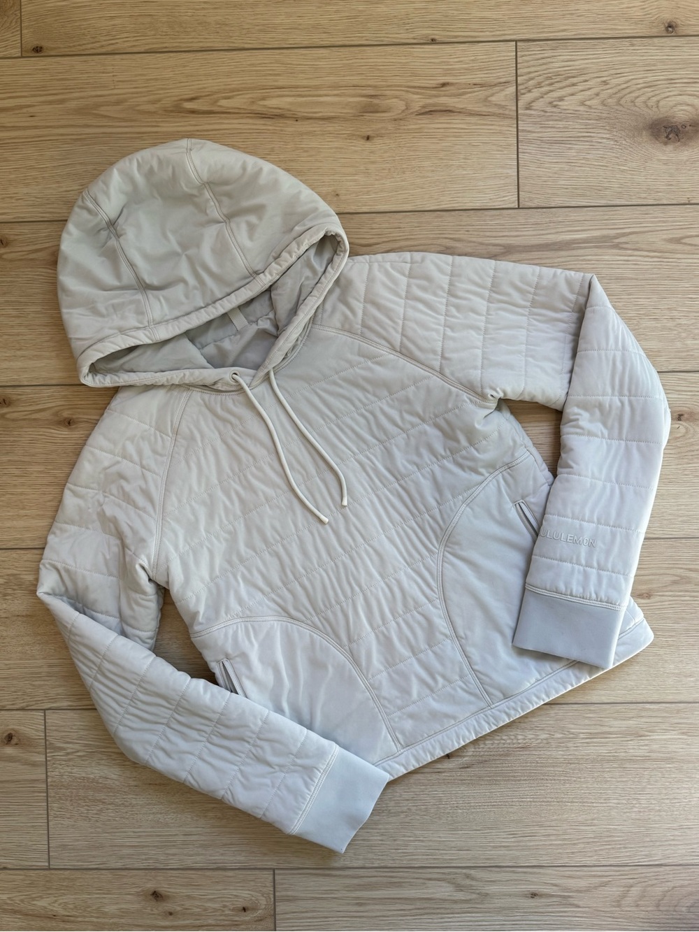 lululemon athletica white puffer pullover hoodie jacket size 4 small